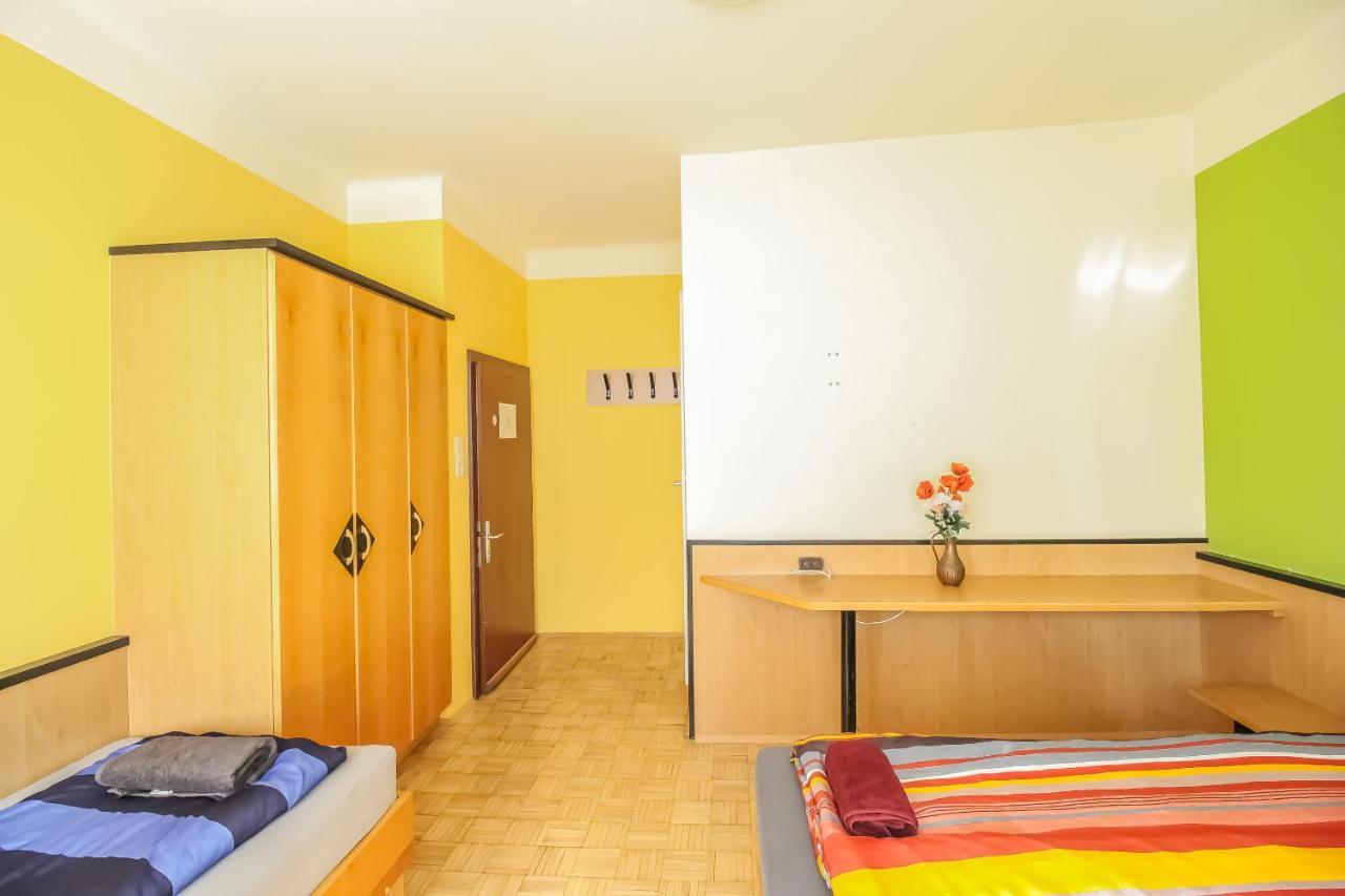 Queen Studio 3P Bs Viena Exterior foto